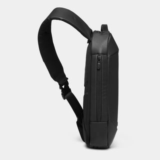 NOMATIC Navigator RS Sling 10L in black, side view